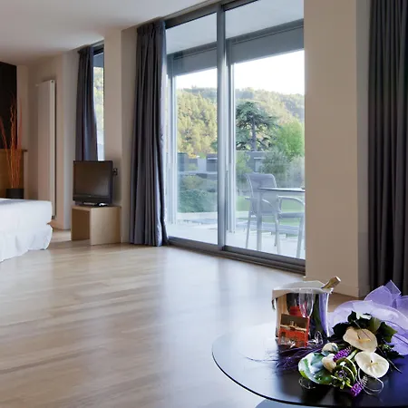 Hotel Món Sant Benet