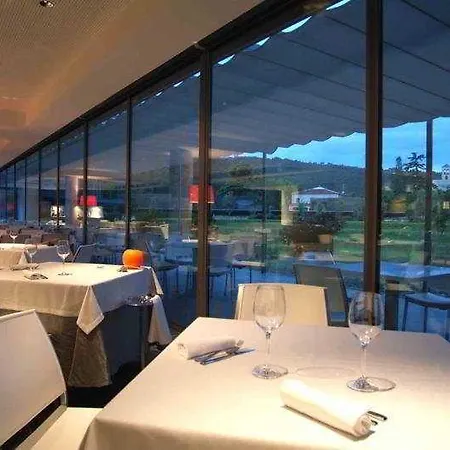 Hotel Món Sant Benet 4*