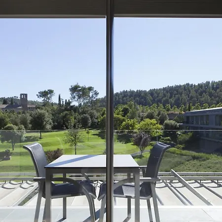 Hotel Món Sant Benet