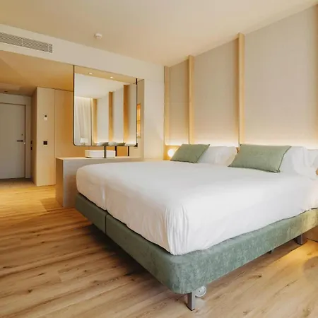 Mon Sant Benet Hotel 4*