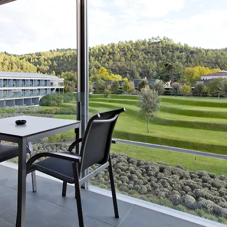 Otel Mon Sant Benet