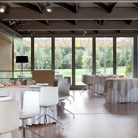 Hotel Mon Sant Benet