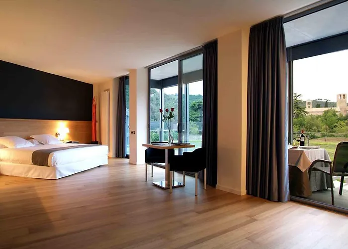 Mon Sant Benet 4* 산트 프루이토스 데 바헤스